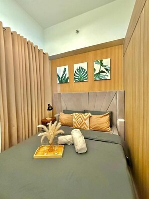 Room - OYO 1182 El Spazzion Shore (Pasay)