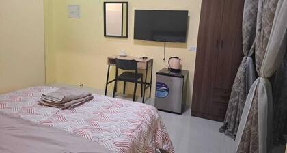 Hotel M2m Transient House