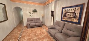 Lounge - Hostal Prada (Madrid)