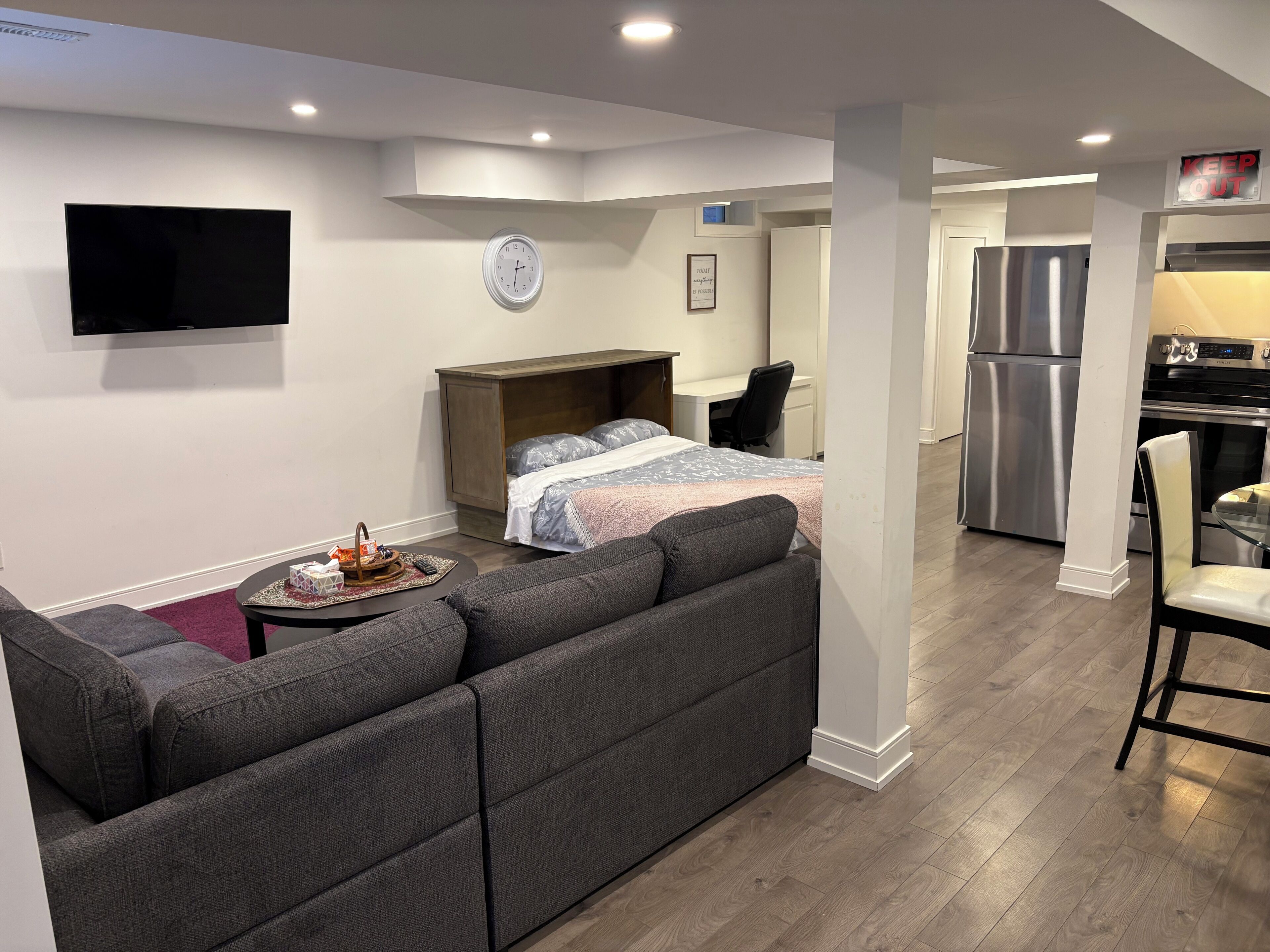 Strykejern/-brett, internettilgang og sengetøy