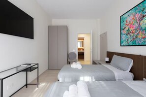 Iron/ironing board, travel cot, free WiFi, bed sheets