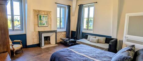 Deluxe Double Room, City View