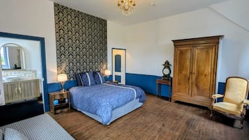 Deluxe Double Room, City View