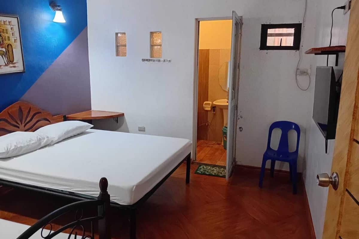 Deluxe Double Room | Free WiFi, bed sheets
