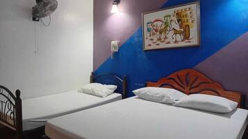Deluxe Double Room | Free WiFi, bed sheets