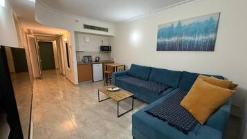 Classic-Apartment, Meerblick | Wohnbereich