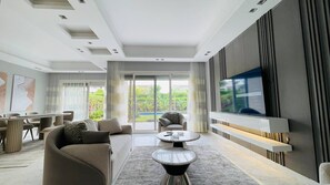 Living area - فيلا للايجار اليومي خمس غرف داخل كمبوند بالم هيلز
villa for daily rent (Giza Governorate)