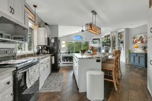 Private kitchen - River Bend Resort (Cold Spring)