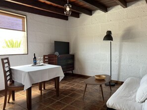 Living room - Sitio de la Casa With Private Pool (Arico)