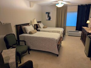 WiFi, bed sheets - Beautiful One room condo with AC in charming Innisbrook Resort (Palm Harbor)