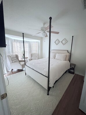 2 dormitorios, tabla de planchar con plancha, wifi gratis y ropa de cama