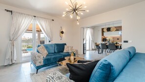 TV - Villa Olive-Privlaka by Villas Guide (Privlaka)