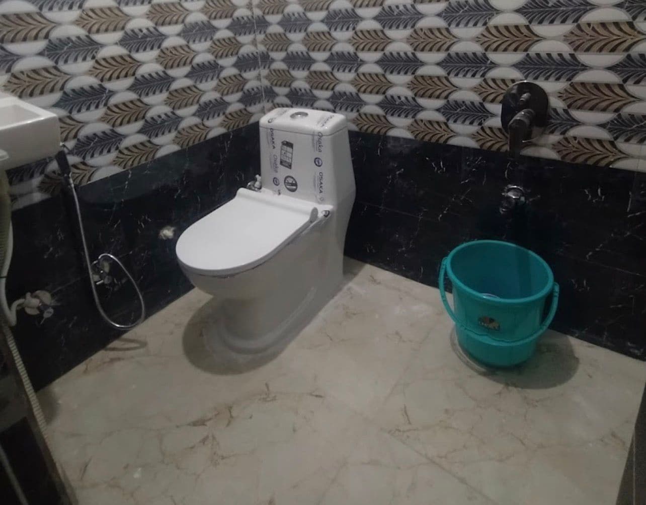 免費盥洗用品、拖鞋、毛巾、肥皂