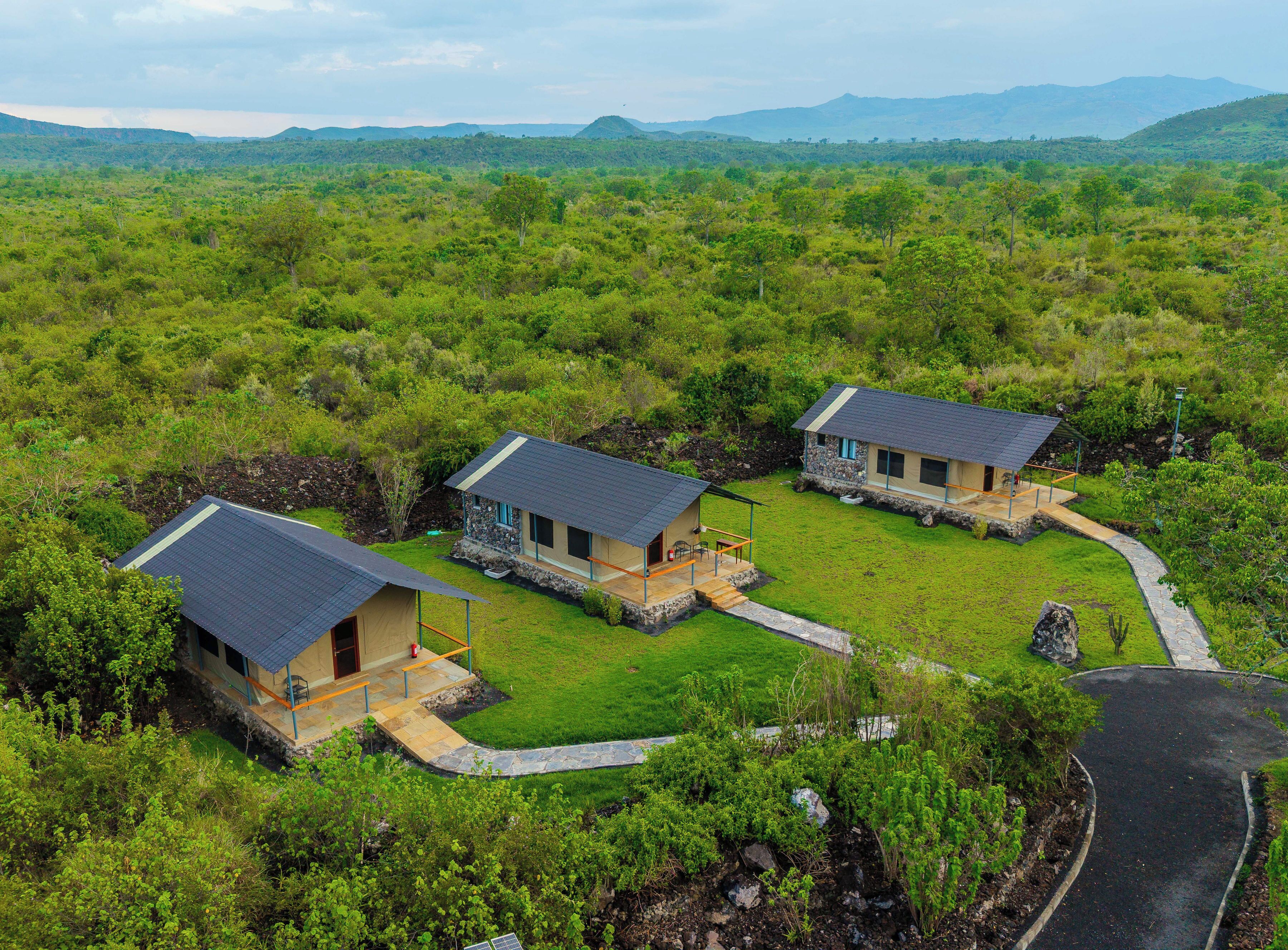 帐篷房, 露台 | 办公桌、笔记本电脑工作区