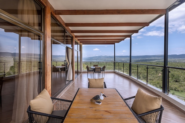 Luxury Cabin, Balcony, Mountain View