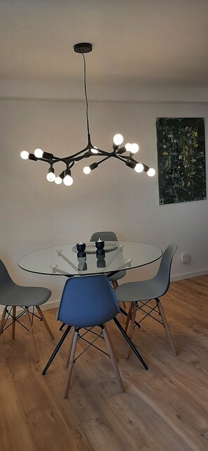Dining - PRIMSLODGE - Relax and feel good in the heart of the Saarland! New and stylish (Nalbach)