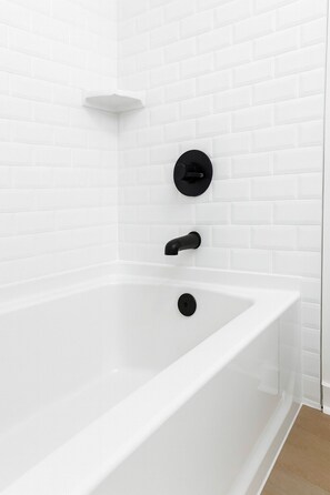 Bathroom - King 1BR · Near Dining · Pool & Gym Laundry Access (Sherman)
