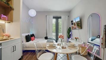 Fer et planche à repasser, Wi-Fi, draps fournis