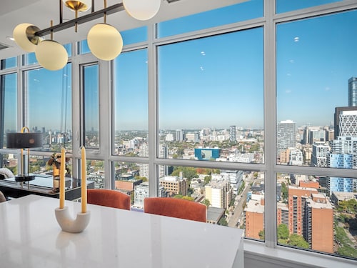 The Kingsmont Suites