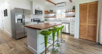 Sunrise House, Los Angeles, Private guest house