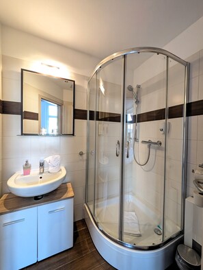 Kahden hengen superior-huone | Kylpyhuone