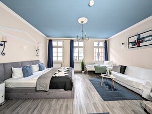 Comfort-studio, useita sänkyjä, tupakointi kielletty | Pimennysverhot, ilmainen Wi-Fi