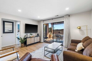 公寓客房, 多張床, 陽台, 花園景觀 (Avondale Hideaway) | 起居區