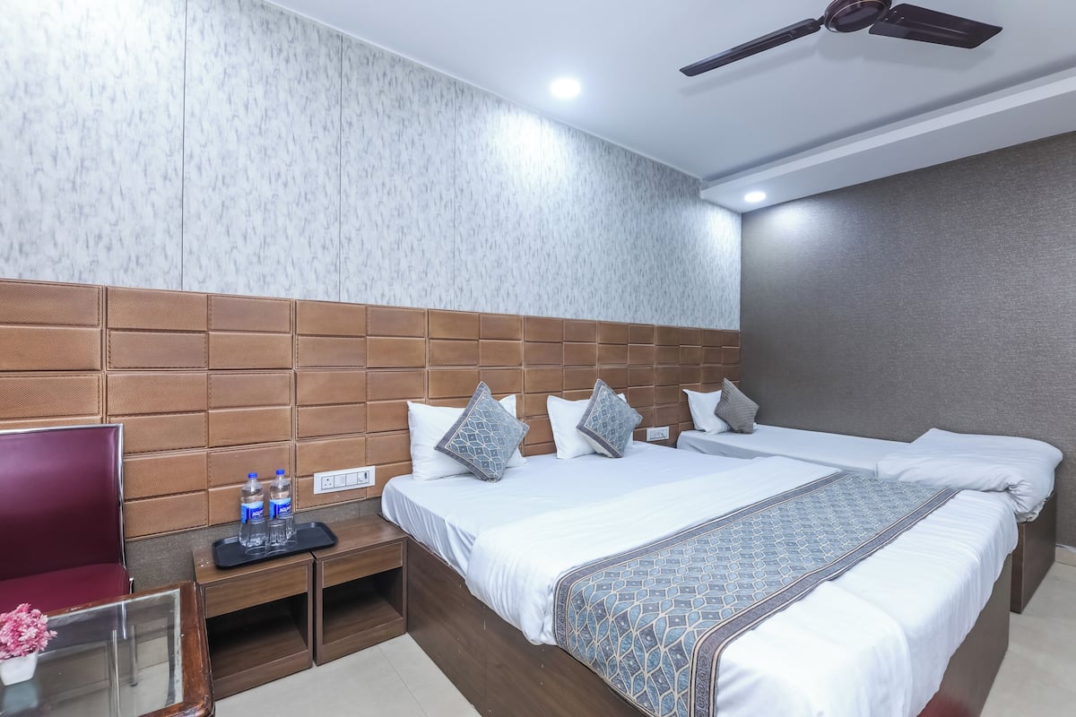 Family Triple Room | Free WiFi