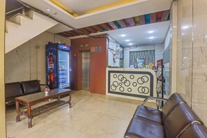 Reception - Hotel om international  (New Delhi)