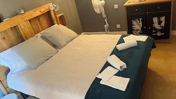 1 bedroom, WiFi, bed sheets