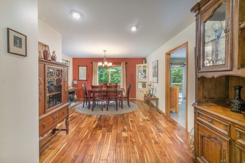 Tranquil Retreat-Min to MQT, Gwinn-10 Acres Enjoy