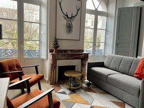 Living area - Le Balcon d'Etigny - T2 apartment (Bagnères-de-Luchon)