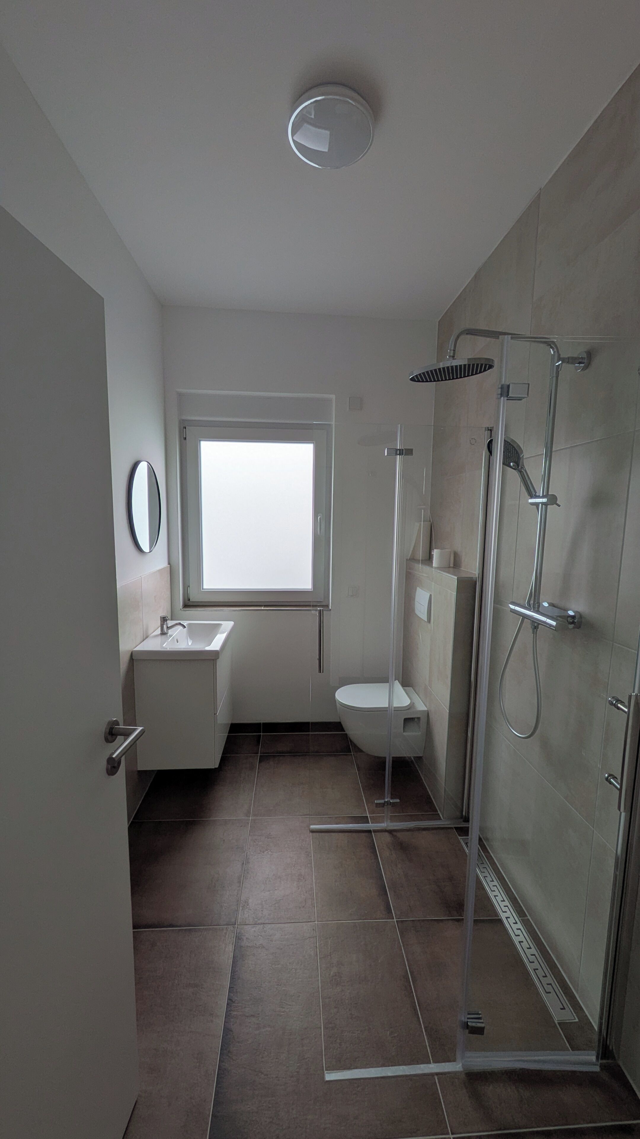 Dusche, Handtücher, Toilettenpapier