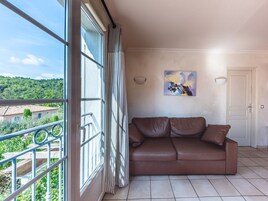 Apartment | Living room