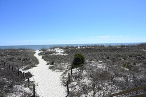 Beach nearby - Blue Heaven Oceanfront Condo in Hilton Head (Hilton Head Island)