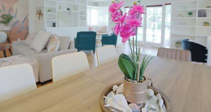 Venice Beach Haven w/ Backyard 4BR, Near Ocean