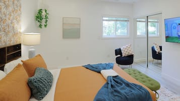 4 bedrooms, WiFi, bed sheets