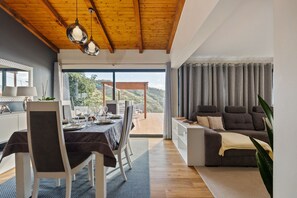 House | 3 bedrooms - Quinta do Checa by Homie (Camara de Lobos)