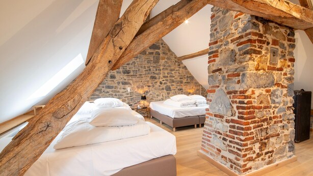 House | 2 bedrooms, bed sheets - Charming Holiday Home With Garden (Dinant)