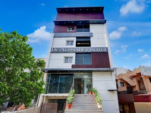 House | Exterior - Collection O De Alphabet Hotel Ecil (Hyderabad)