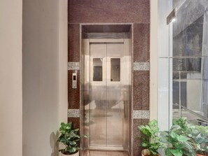 House | Interior - Collection O De Alphabet Hotel Ecil (Hyderabad)