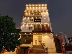 Exterior - Collection O De Alphabet Hotel Ecil (Hyderabad)