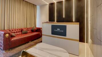 House | Reception