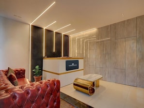 House | Reception - Collection O De Alphabet Hotel Ecil (Hyderabad)