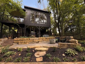 Terrace/patio - The Pair Tree BnB A Romantic Retreat in the trees (Perry)