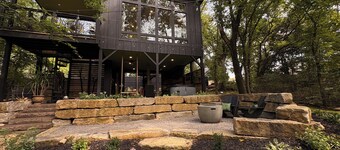 The Pair Tree BnB A Romantic Retreat in the trees