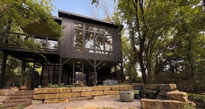 The Pair Tree BnB A Romantic Retreat in the trees