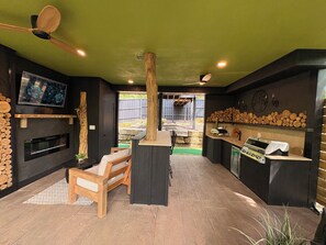 Interior - The Pair Tree BnB A Romantic Retreat in the trees (Perry)