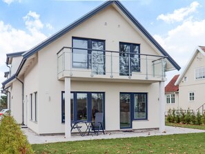 House | Exterior