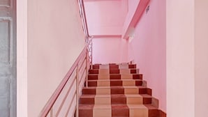 Unclassified image, 3 of 33, button - Super Hotel O Chandmari Guwahati (Guwahati)